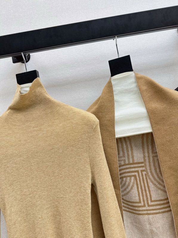 Knitted costume troika фото 5