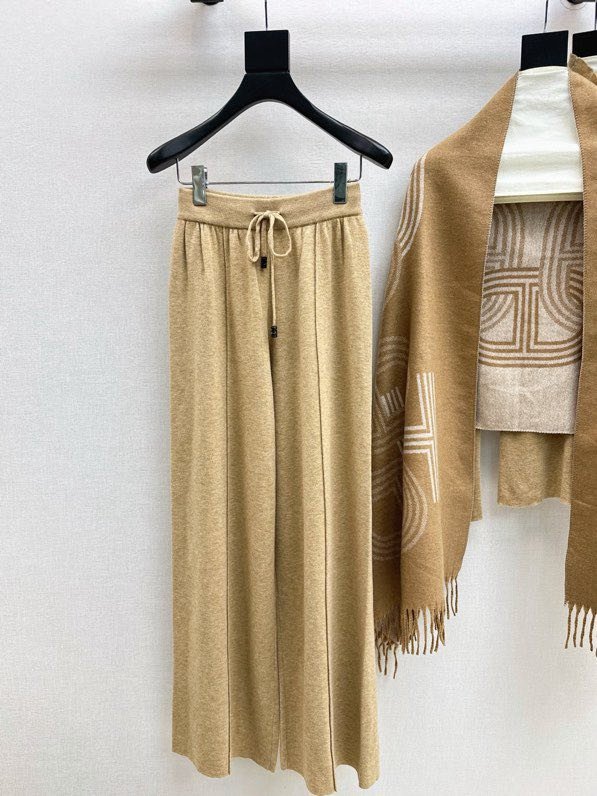 Knitted costume troika фото 7