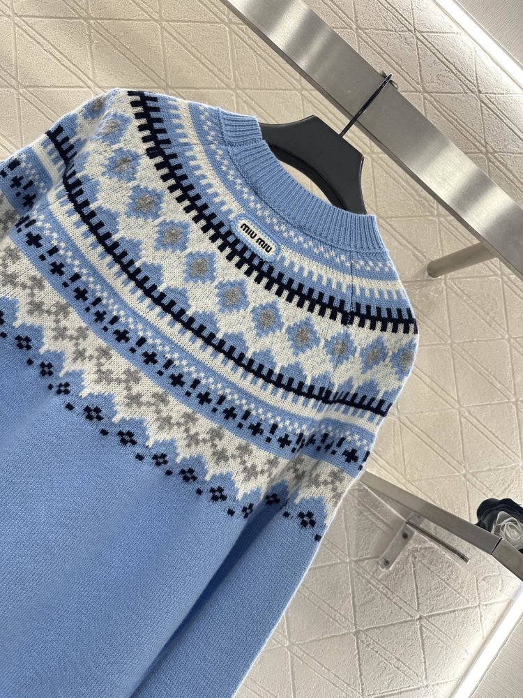 Вязаный крючком кардиган с круглым вырезом фото 7