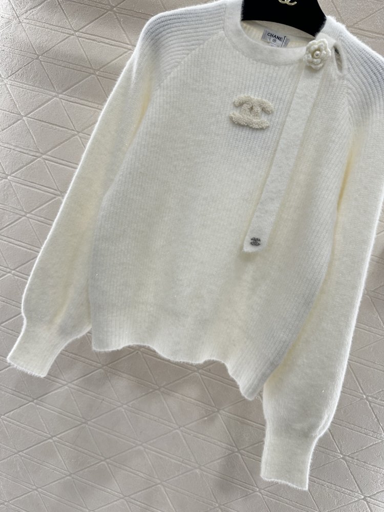 Knitted pullover from round Neck фото 8