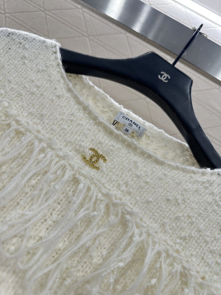 В'язаний пуловер фото 6