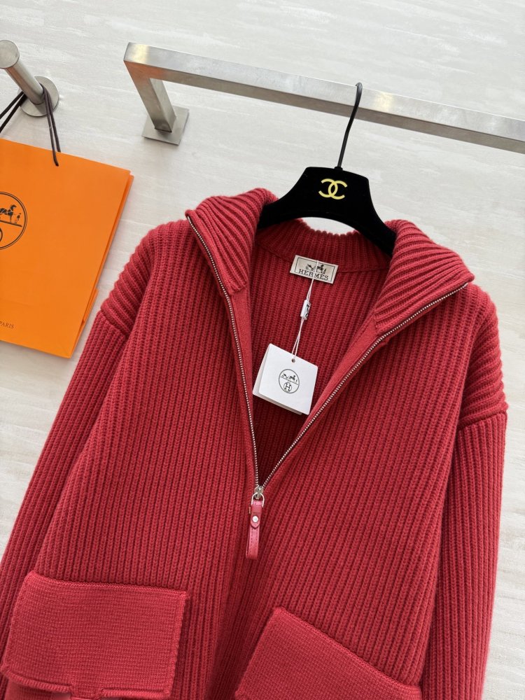 В'язаний вовняний светр жіночий фото 7