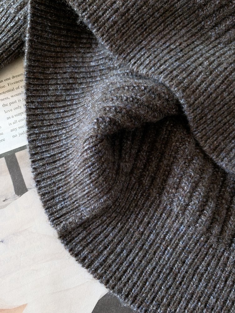 Вязаный свитер мужской фото 6