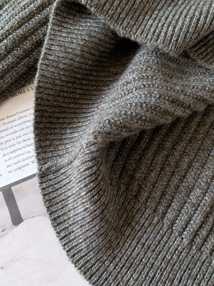 Вязаный свитер мужской фото 6