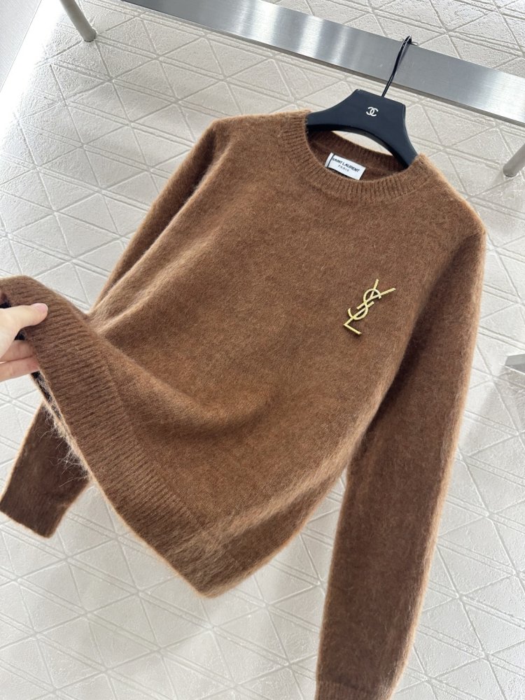 Knitted pullover from brooch фото 6