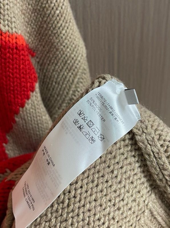 Вязаный свитер с капюшоном фото 4