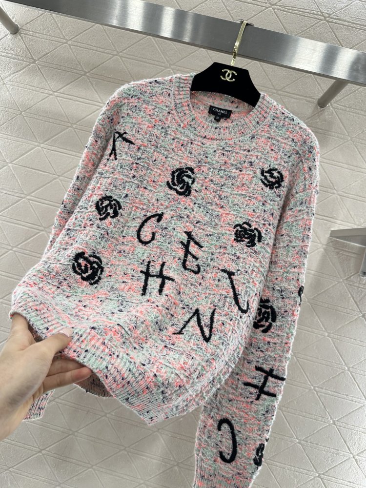 В'язаний светр з круглим вирізом фото 5