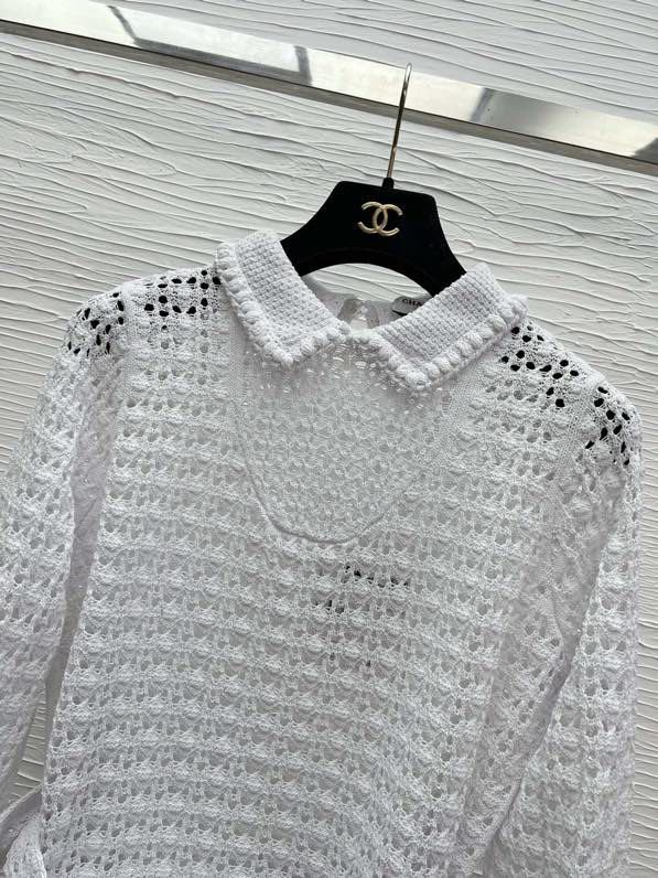 В'язаний светр з поясом фото 4