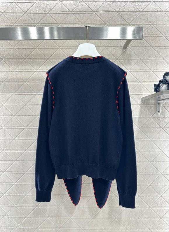 Вязаный свитер с шалью фото 3