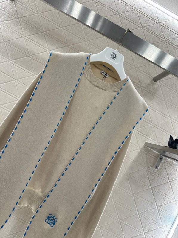 Вязаный свитер с шалью фото 6