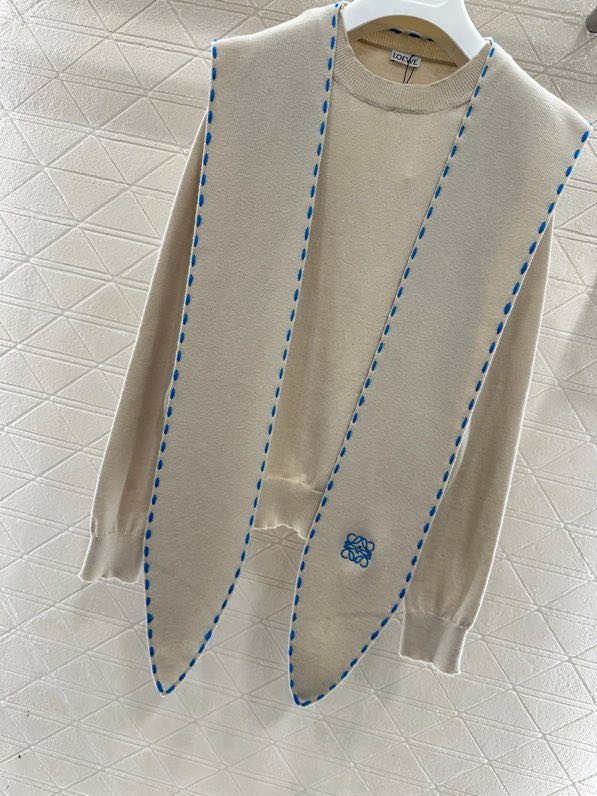 Вязаный свитер с шалью фото 9