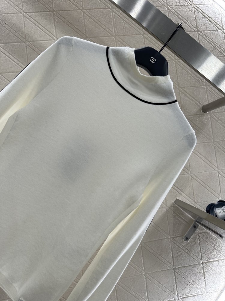 Вязаный свитер с высоким воротом фото 4