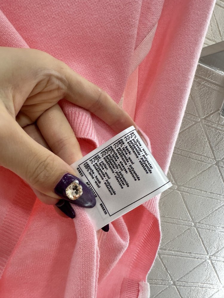 Knitted pullover from high collar фото 9