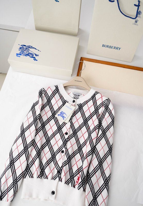 Knitted pullover at cell фото 8