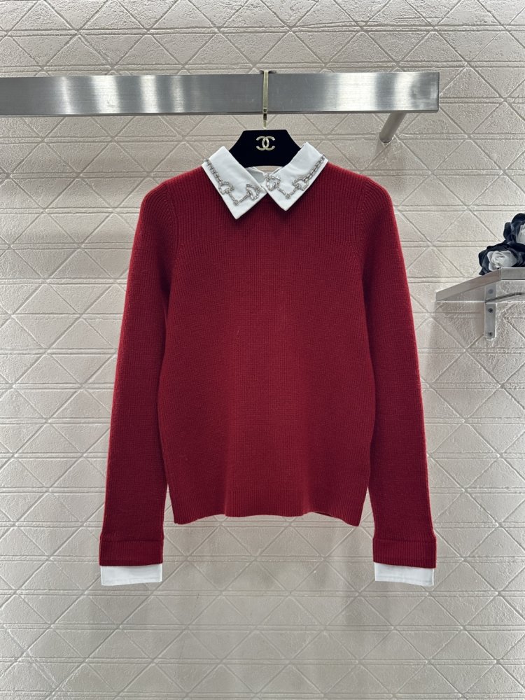 Вязаный свитер женский