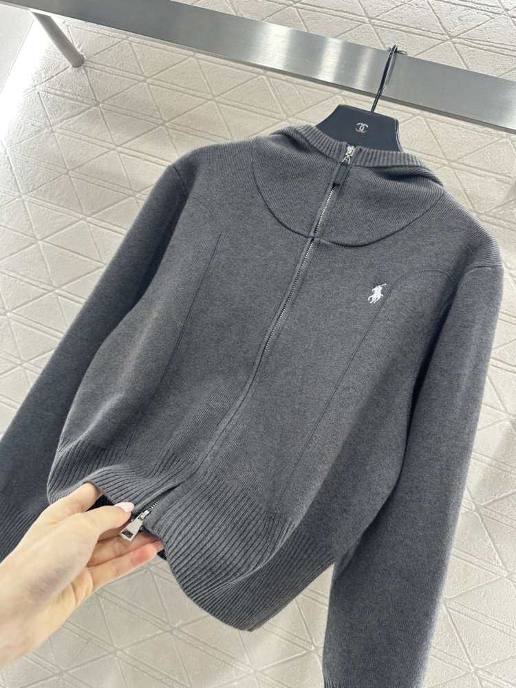 Вязаный свитер женский фото 6