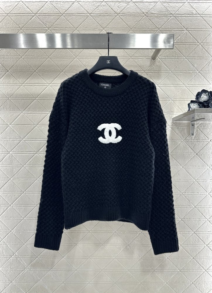 В'язаний светр