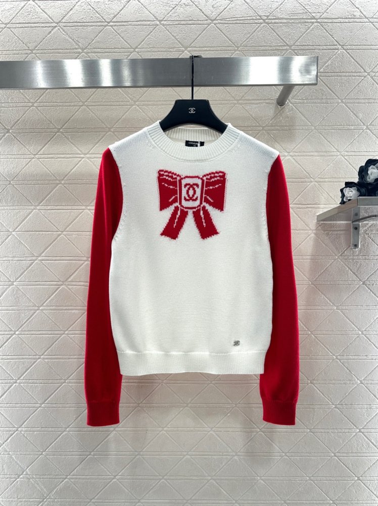 Вязаный свитер