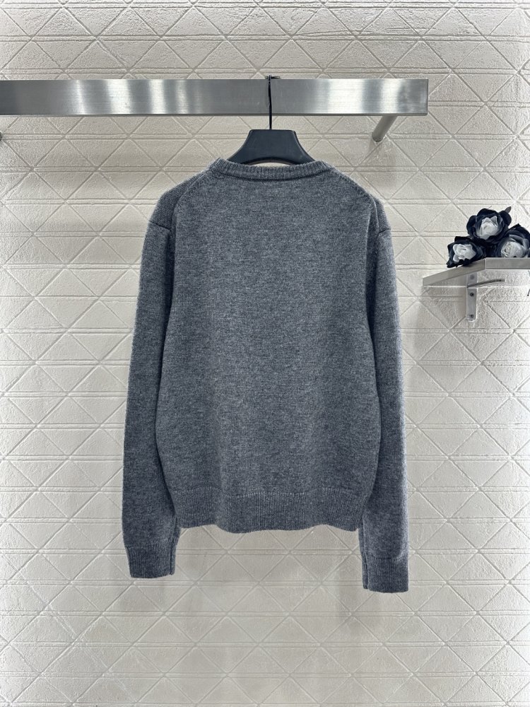 В'язаний светр фото 2