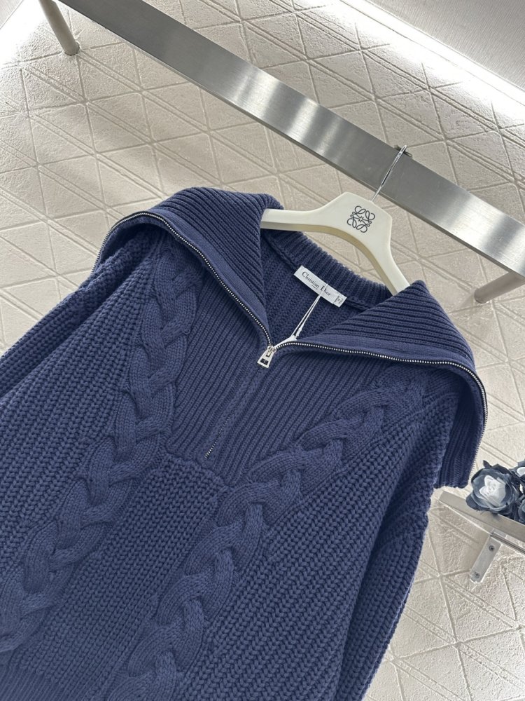 Knitted pullover фото 3