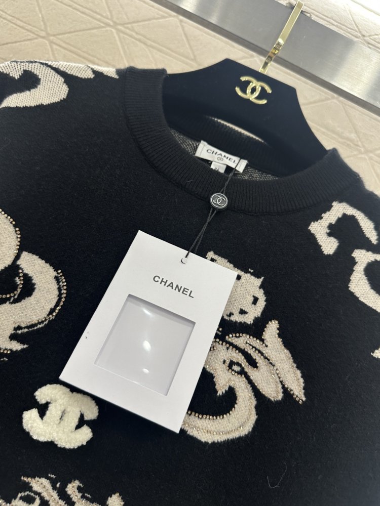 В'язаний светр фото 3