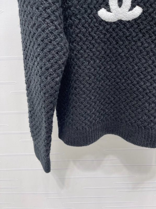 Knitted pullover фото 4