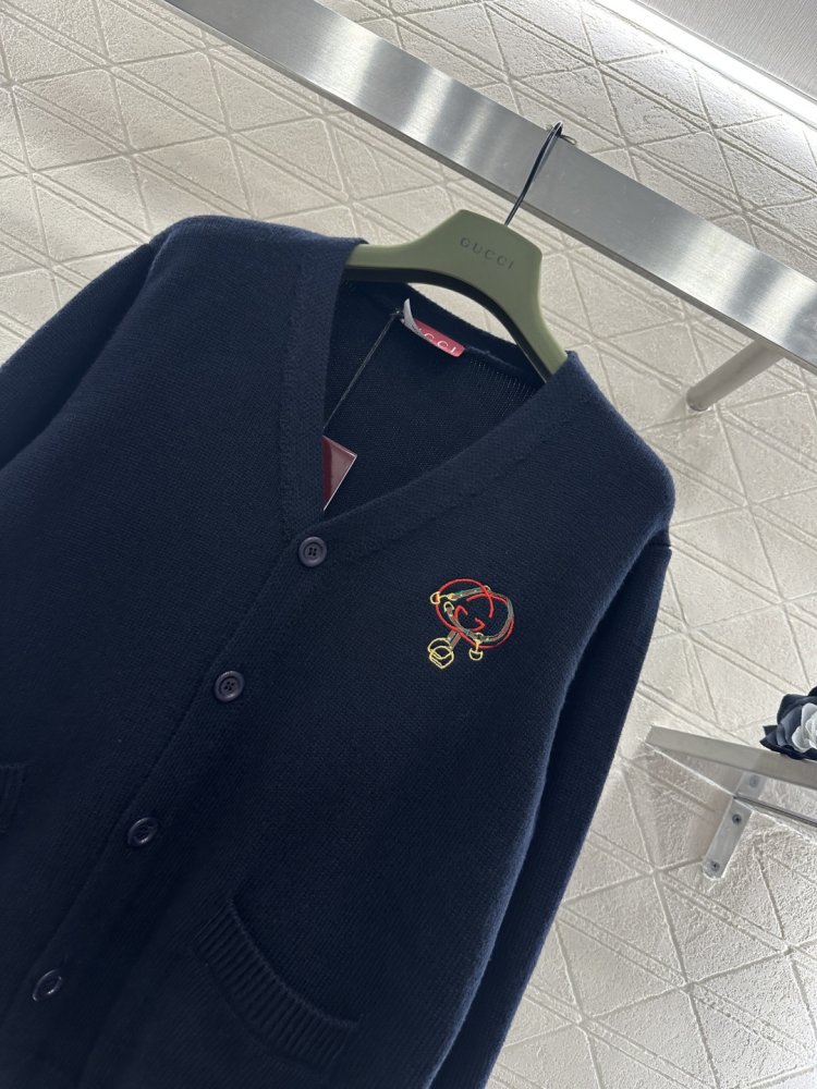 Вязаный свитер фото 4