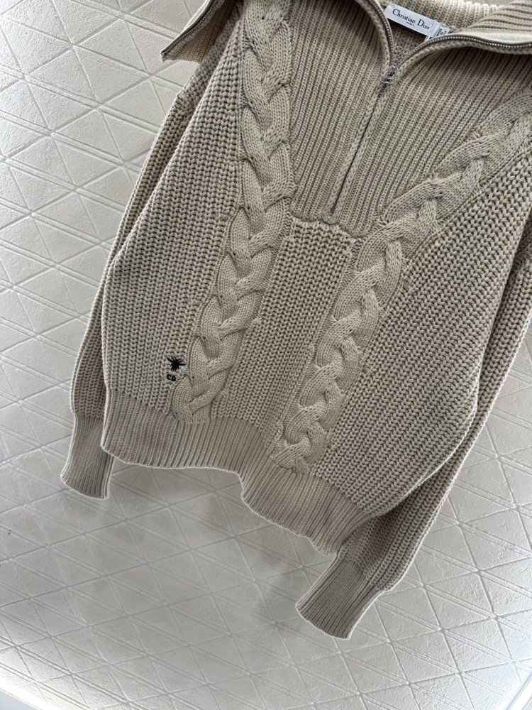 Knitted pullover фото 5