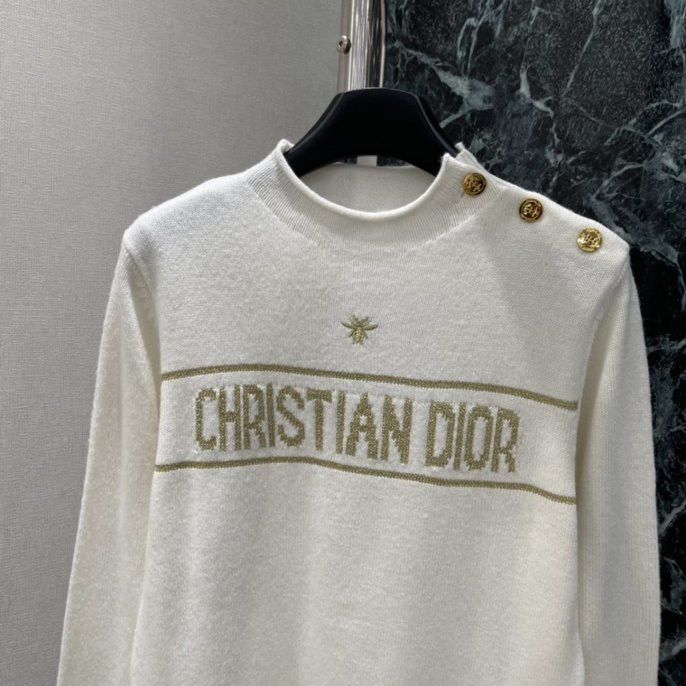 В'язаний светр фото 5