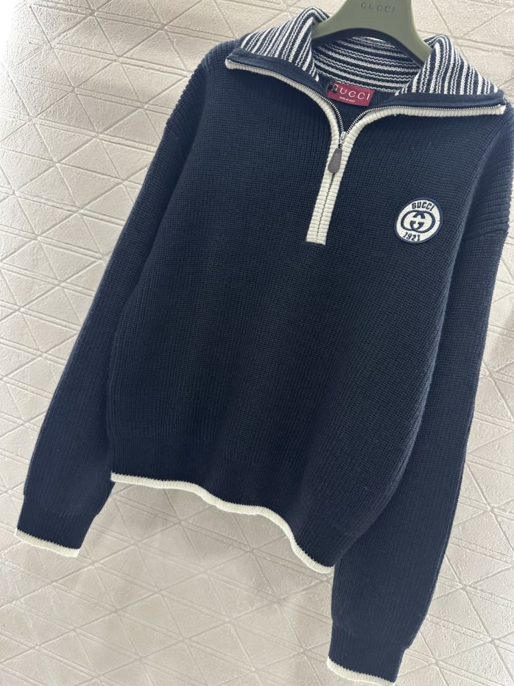 В'язаний светр фото 5