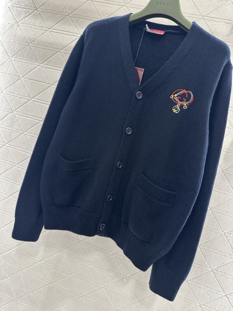 Вязаный свитер фото 5