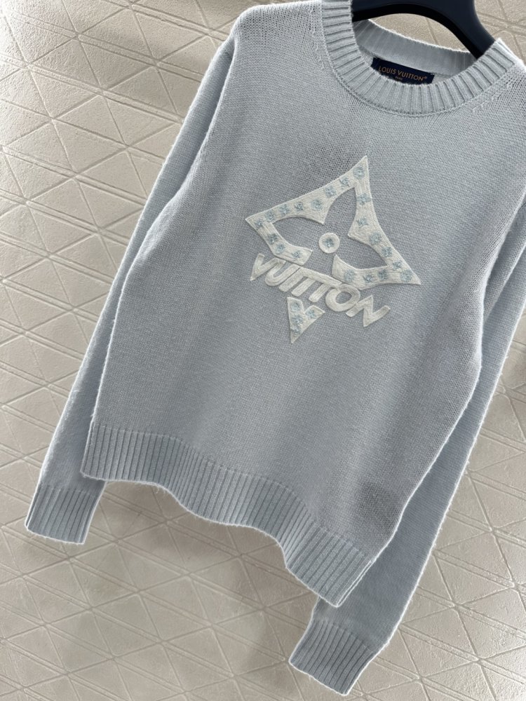 В'язаний светр фото 5