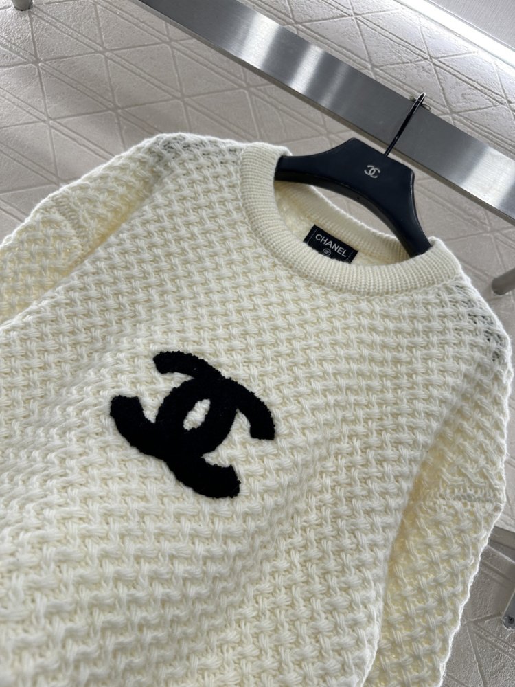 В'язаний светр фото 6