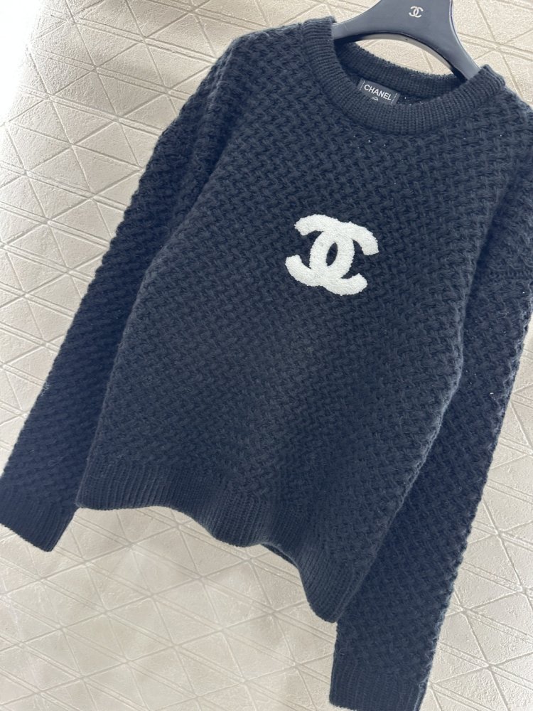 В'язаний светр фото 6