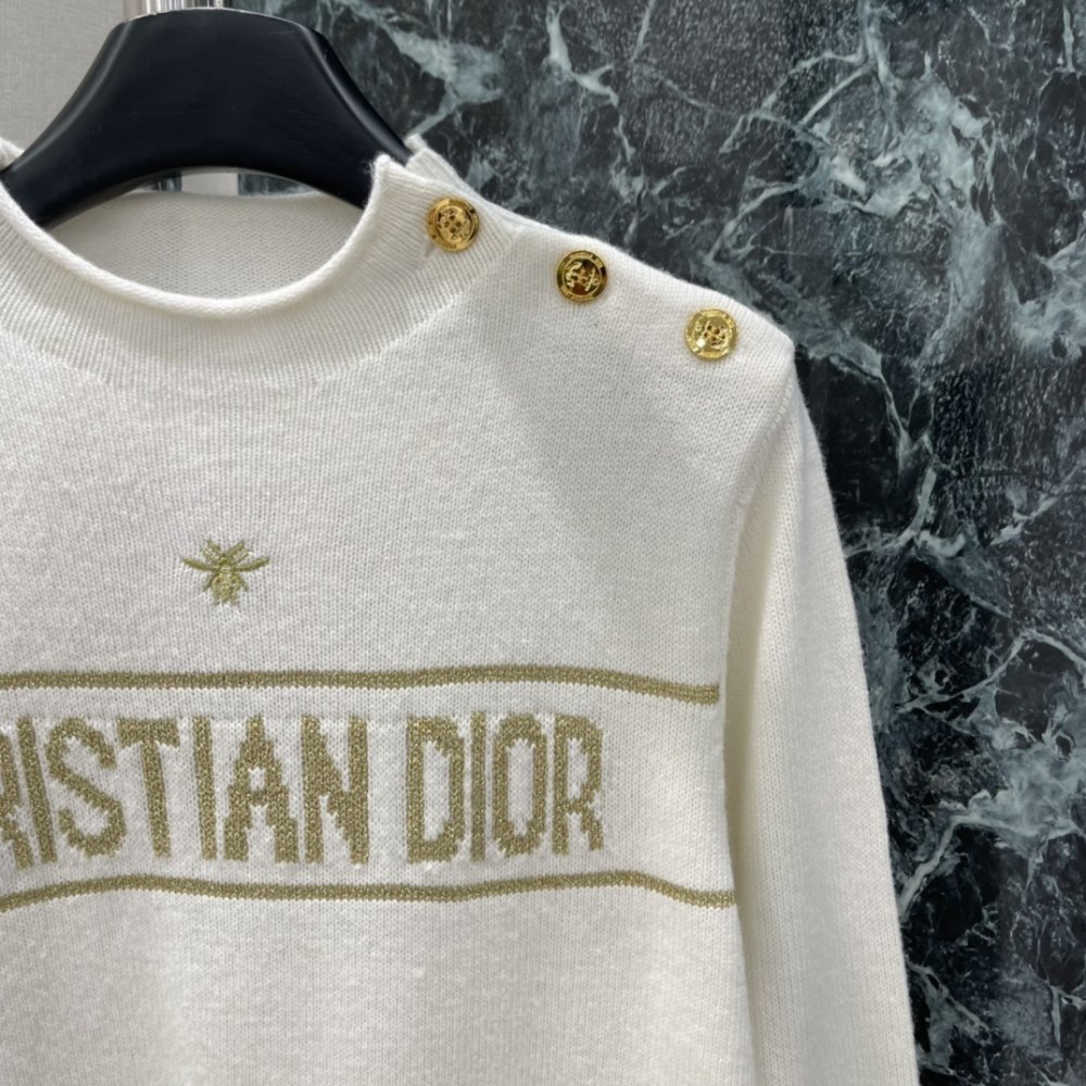 В'язаний светр фото 6