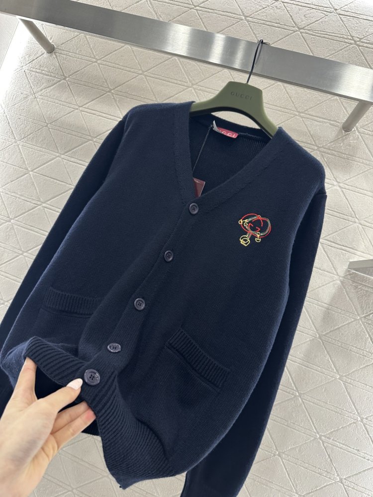 Вязаный свитер фото 6