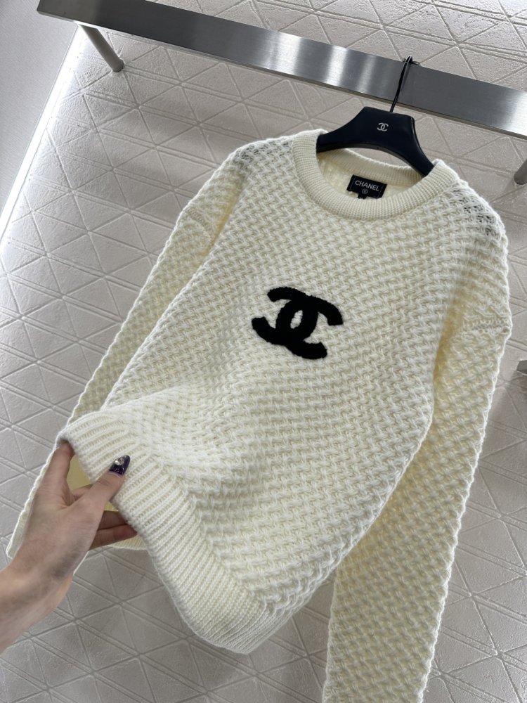 В'язаний светр фото 7