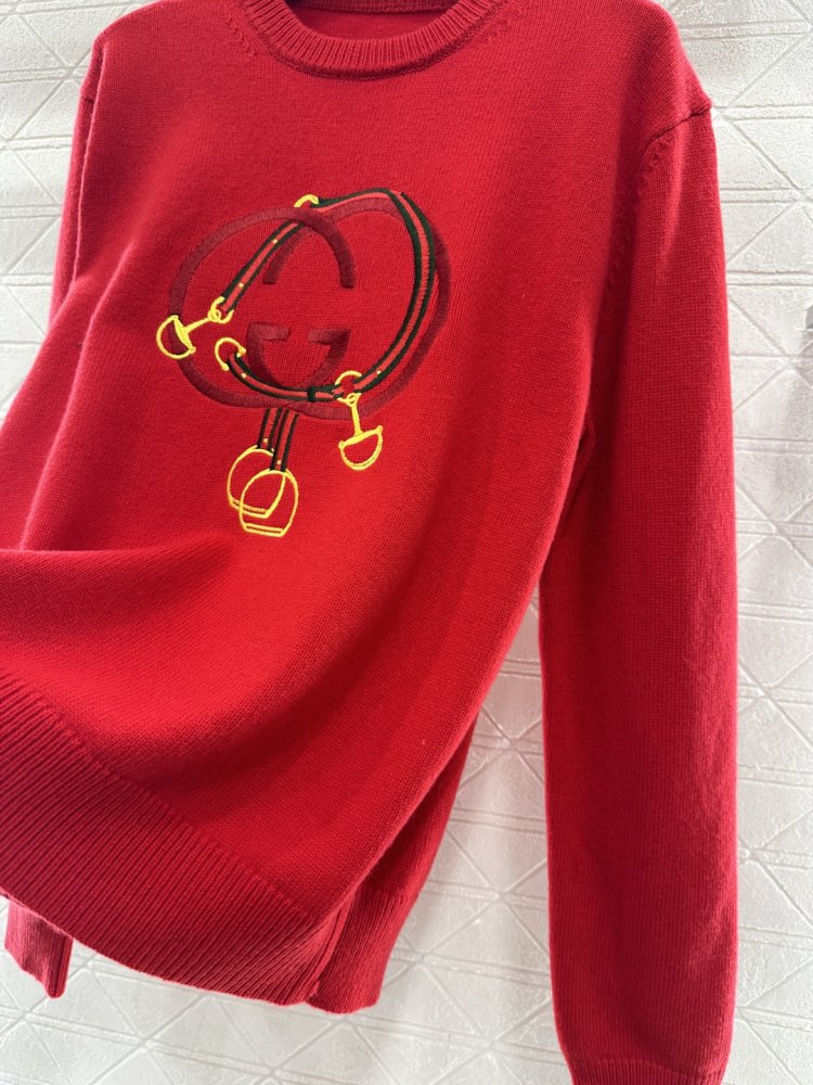 В'язаний светр фото 8