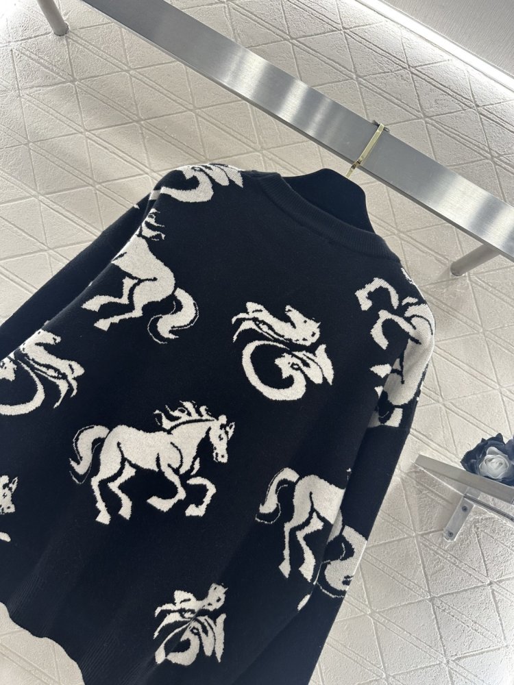 В'язаний светр фото 8