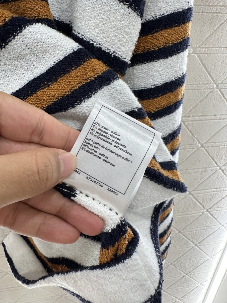 В'язаний светр фото 9