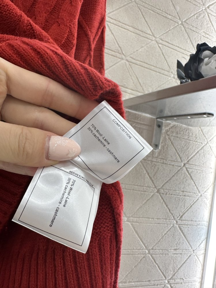 В'язаний светр фото 9