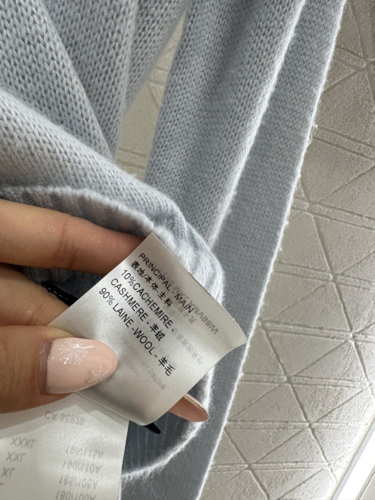 В'язаний светр фото 9