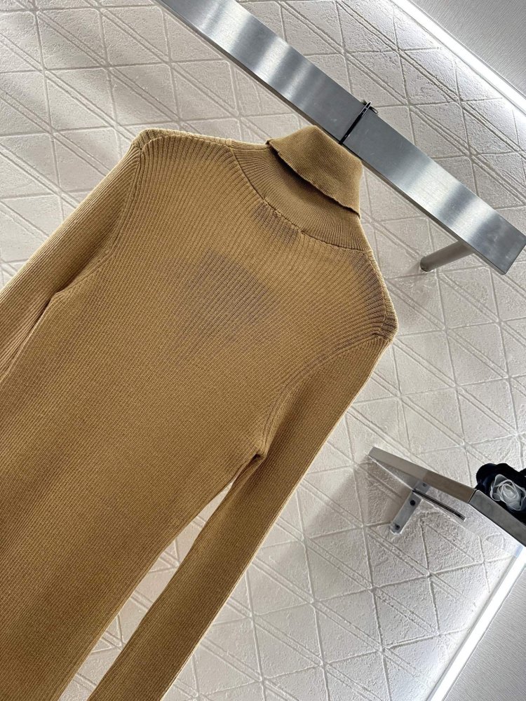 Turtleneck фото 5