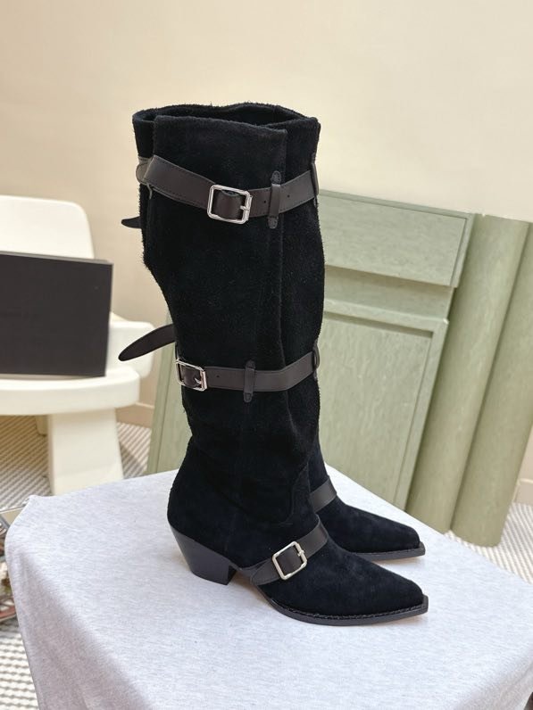 Высоки кожаные сапоги с острым носком фото 2