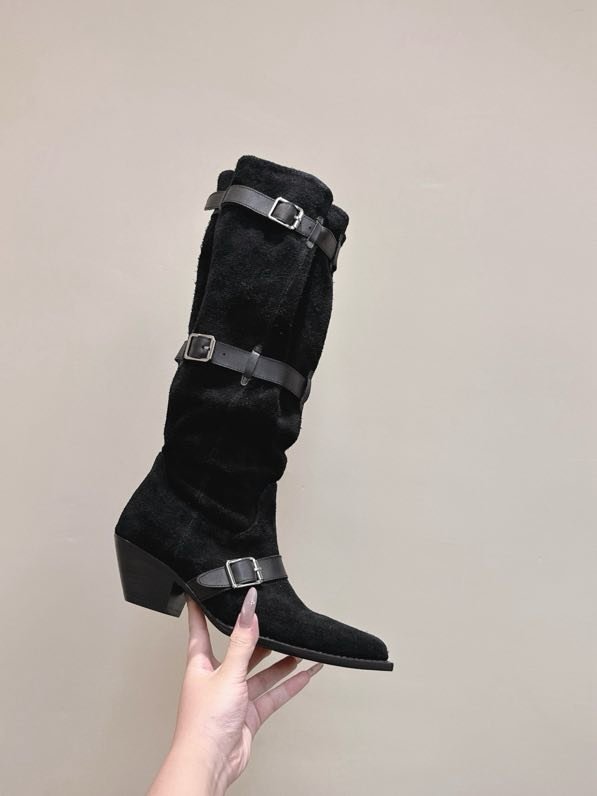 Высоки кожаные сапоги с острым носком фото 4