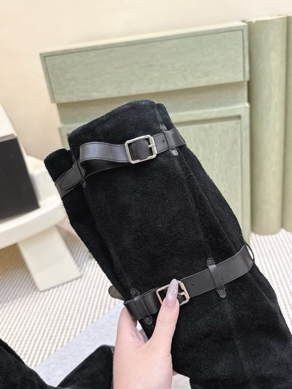 Высоки кожаные сапоги с острым носком фото 5