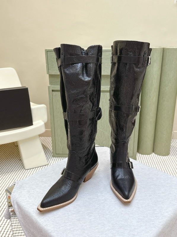Высоки кожаные сапоги с острым носком фото 8