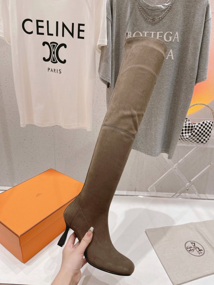 Высокие ботфорты на каблуке фото 5