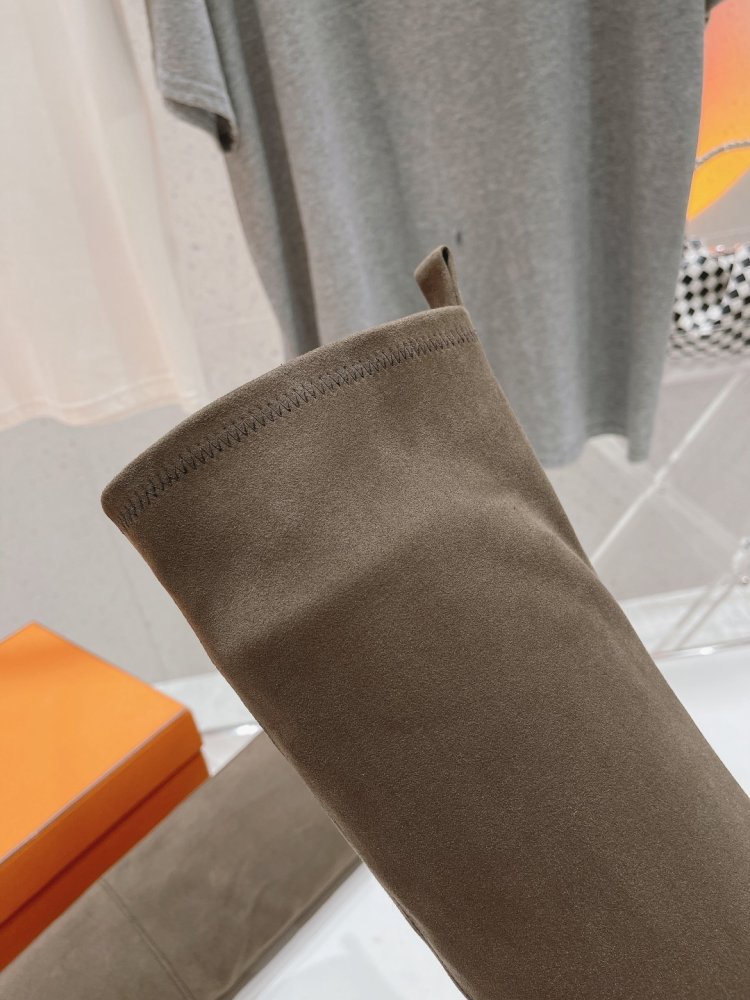 Высокие ботфорты на каблуке фото 6