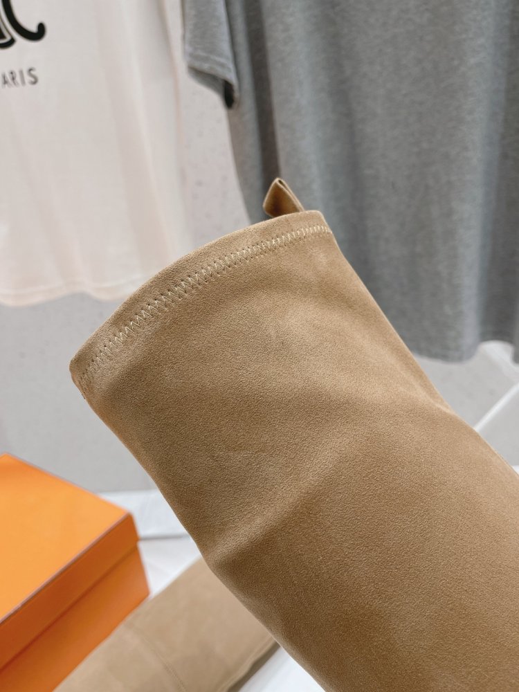 Высокие ботфорты на каблуке фото 6